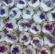 Load image into Gallery viewer, CUPCAKES