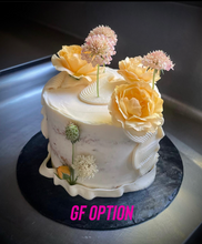 Load image into Gallery viewer, CHAMPAGNE: fresh fruit + champagne buttercream
