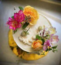 Load image into Gallery viewer, ROASTED PEACH RICOTTA: vanilla custard + brown sugar buttercream
