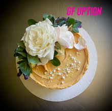 Load image into Gallery viewer, CHOCOLATE SALTED CARAMEL: crunchy krispies