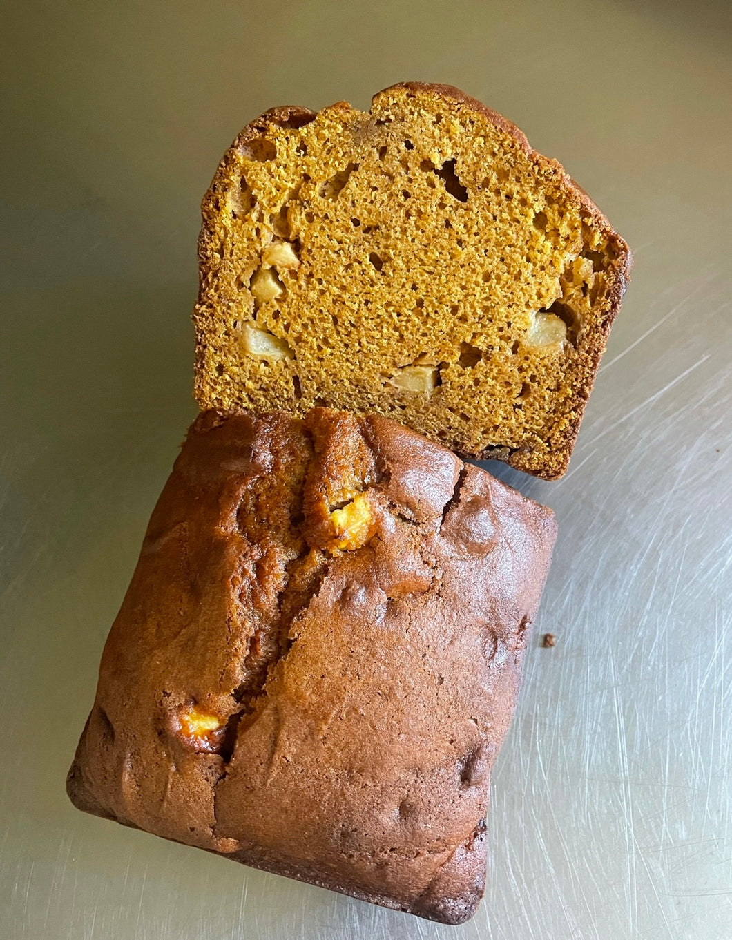 PUMPKIN BREAD: with apple OR chocolate chips