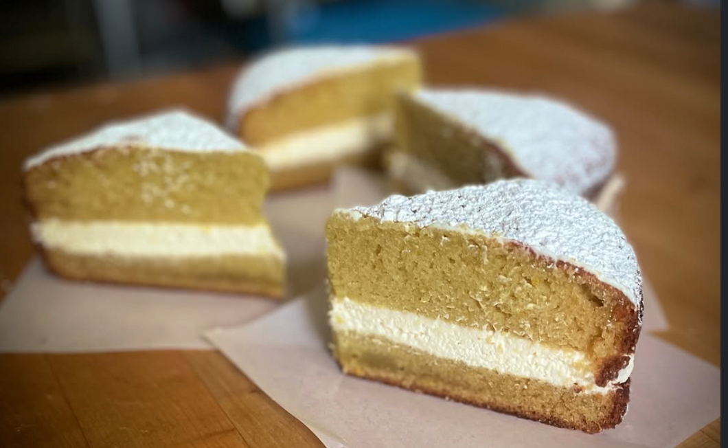 ORANGE OLIVE OIL CAKE: mascarpone cream